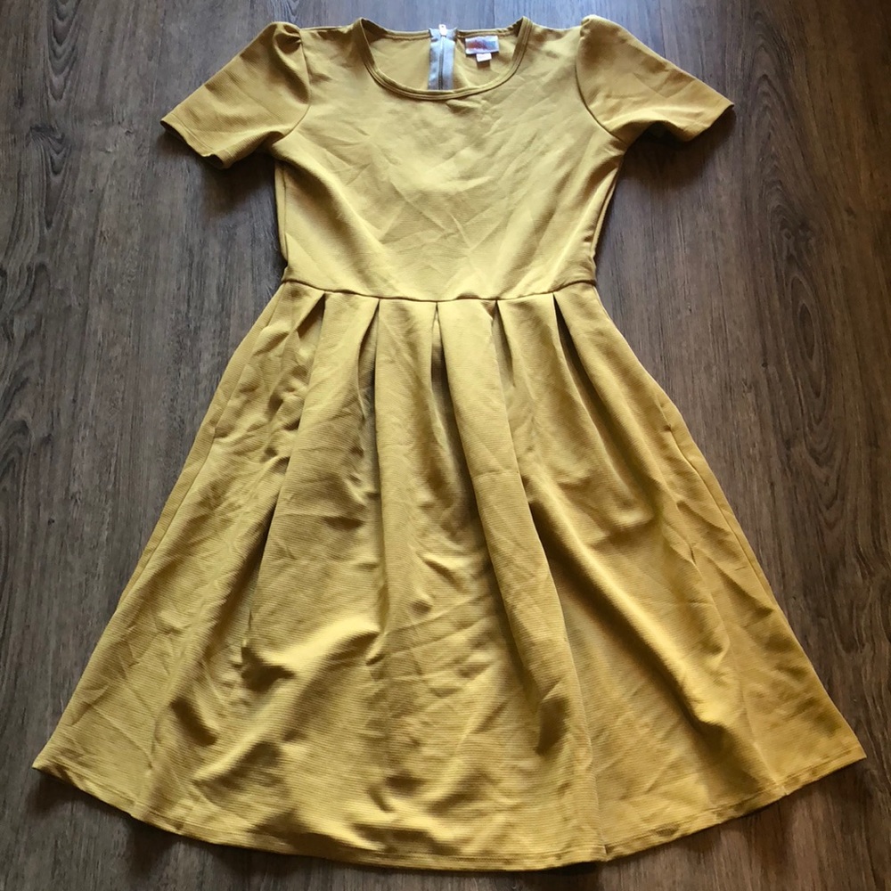 Lularoe mustard Yellow Amelia Dress